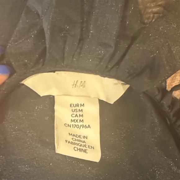 H&M Sheer Black Ruffled Blouse - Picture 8 of 9